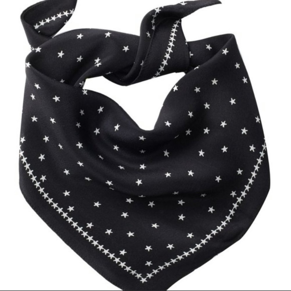 Madewell Silk Bandana Scarf   Navy